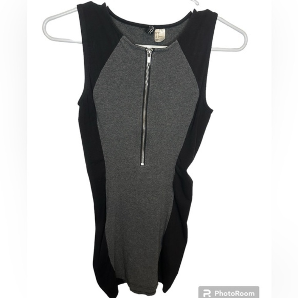 EUC H&M Divided Sleeveless Bodycon Dress with Zip Up Front